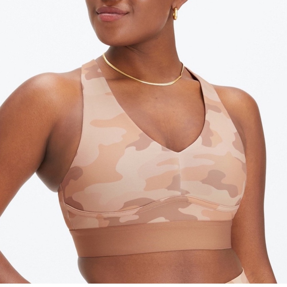 COPY - Fabletics  xl camo sport bra